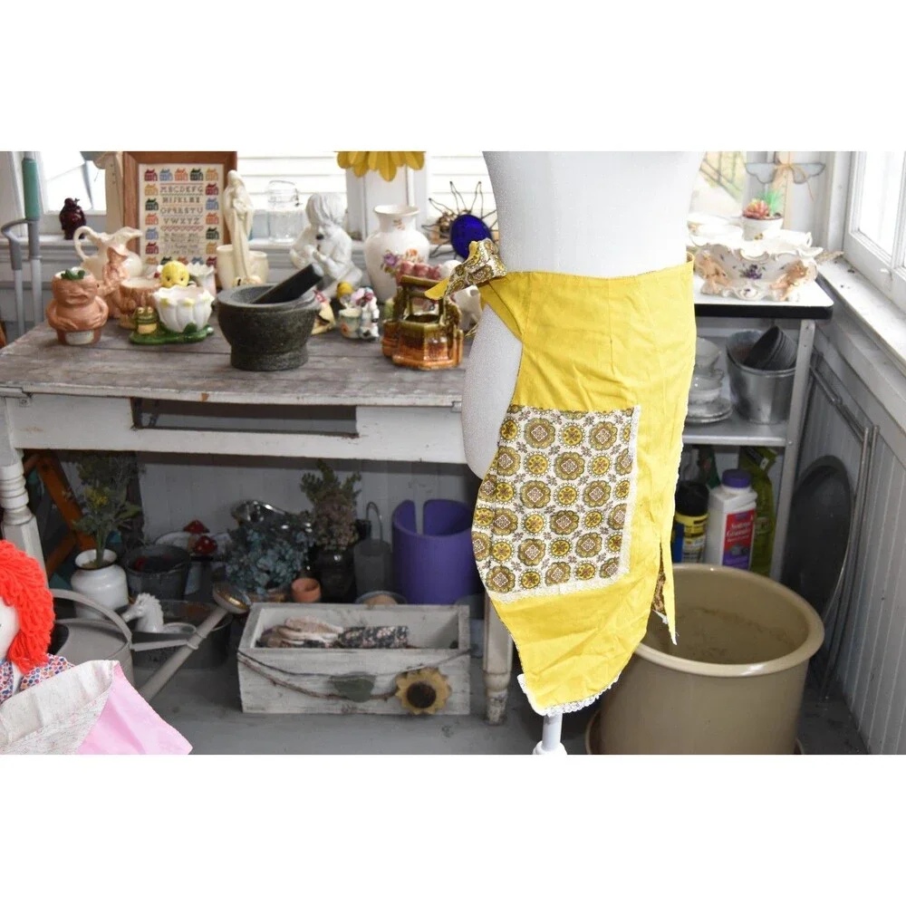 Vintage 50s-60s Half Aprons Cotton Tie Back Yellow and Pink Set of 2